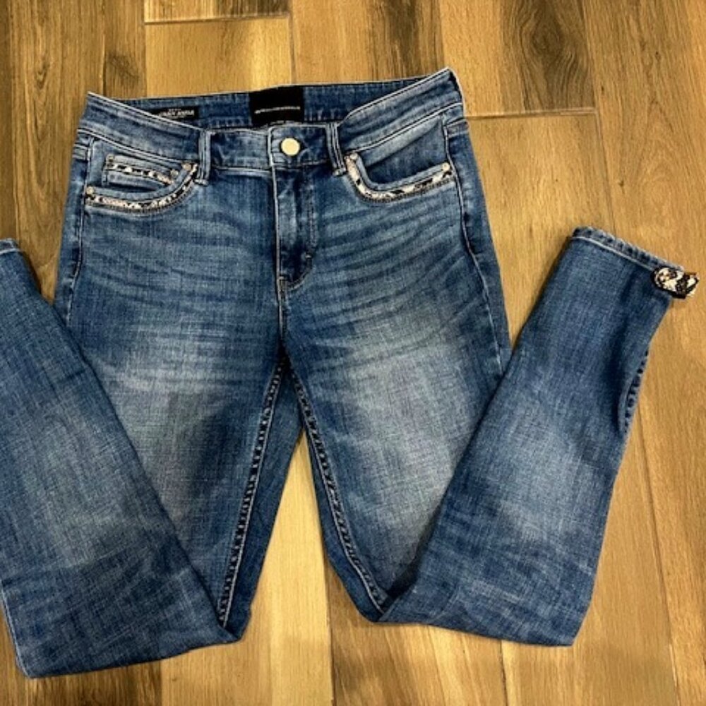 Mid-Rise Everyday Soft Pocket Skinny Ankle Jeans